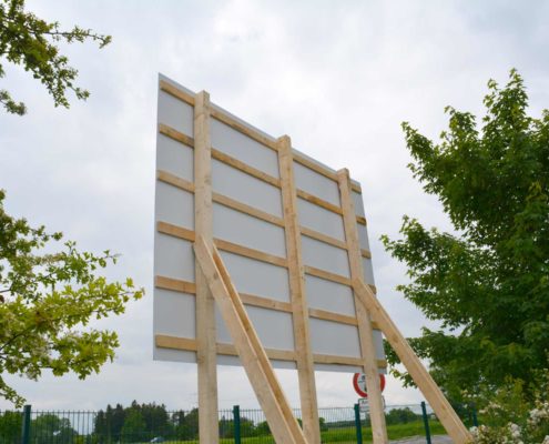 Bautafel-fertig-montiert Bautafel-fertig-montiert