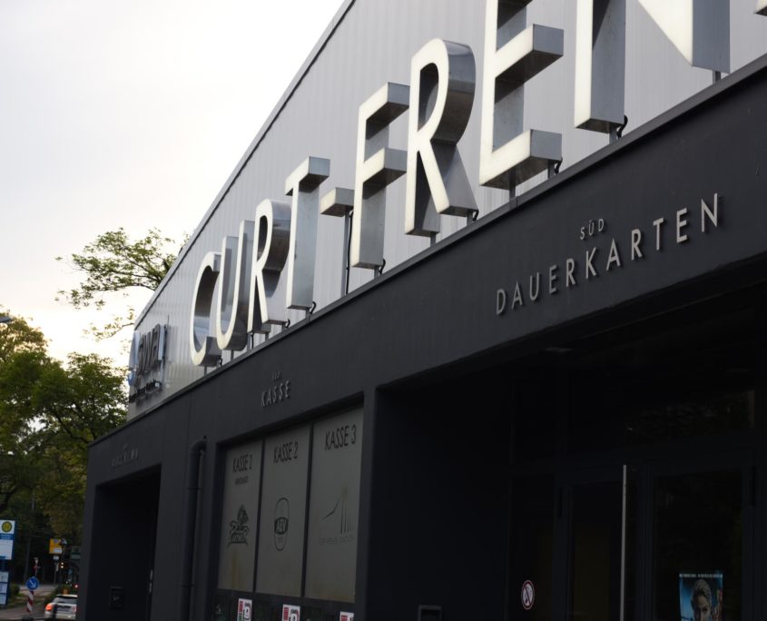 Edelstahlschriften-fuer-Curt-Frenzel-Stadion4