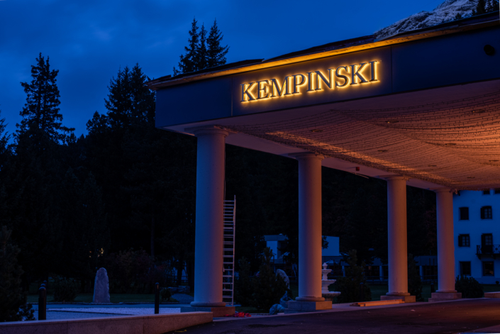 Profil 3 Leuchtschrift KEMPINSKI Profil 3 Leuchtschrift KEMPINSKI