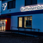 Profil 3 LED Buchstaben Nacht Profil 3 Leuchtschrift und Logo rückleuchtend Edelstahl